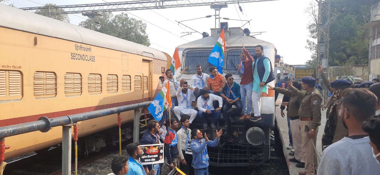 5dbfcbee-b10e-4f31-b3b6-1f556970d626