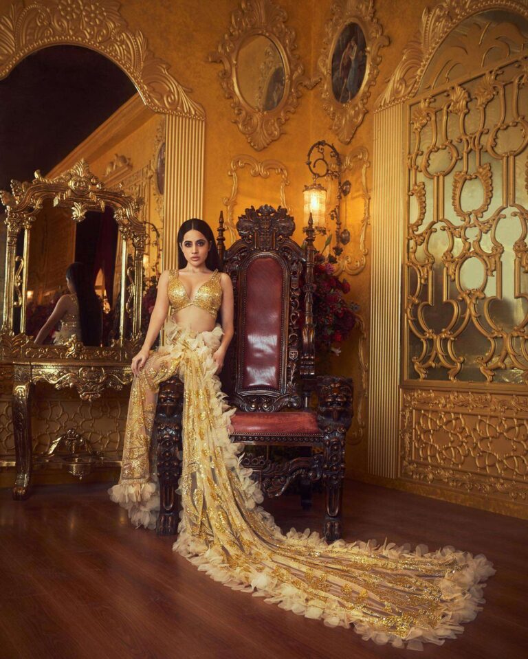 Urfi javed Instagram