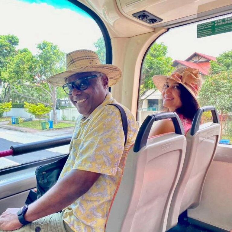 see cozy pictures of Ashish