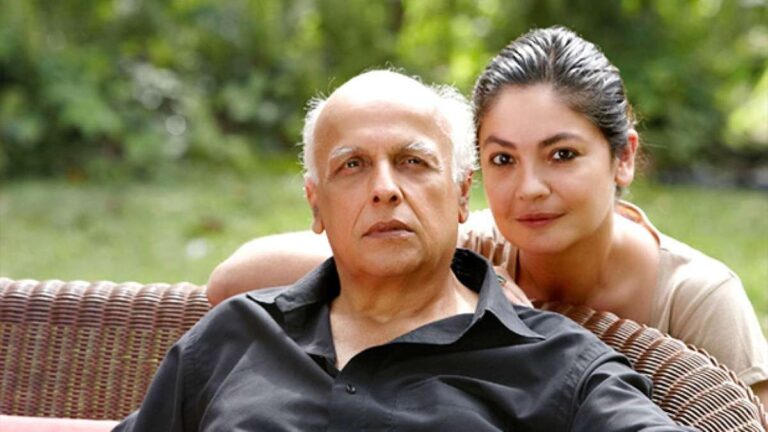 Mahesh Bhatt became emotional in Bigg Boss house, said this big thing about Pooja Bhatt